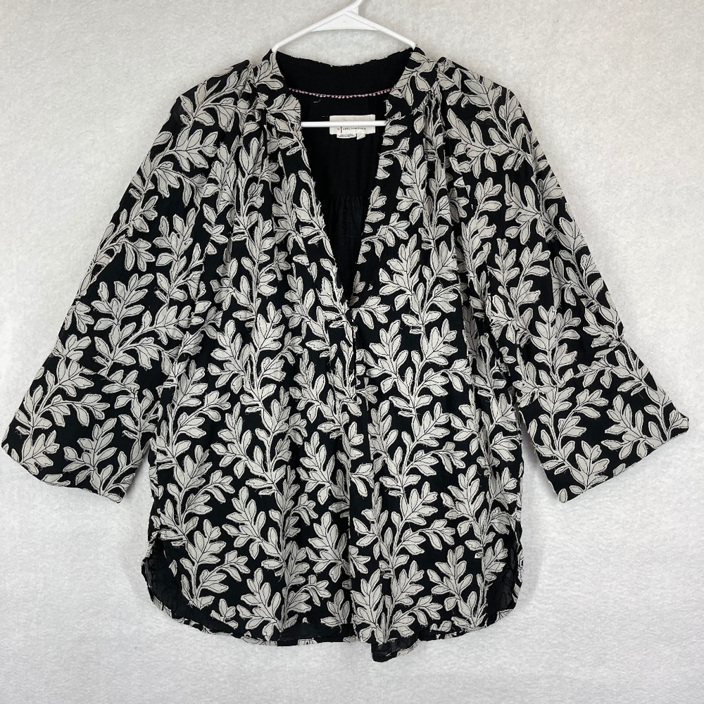 Anthropologie Women's Floral Popover Blouse Pullover Top Cotton Black White